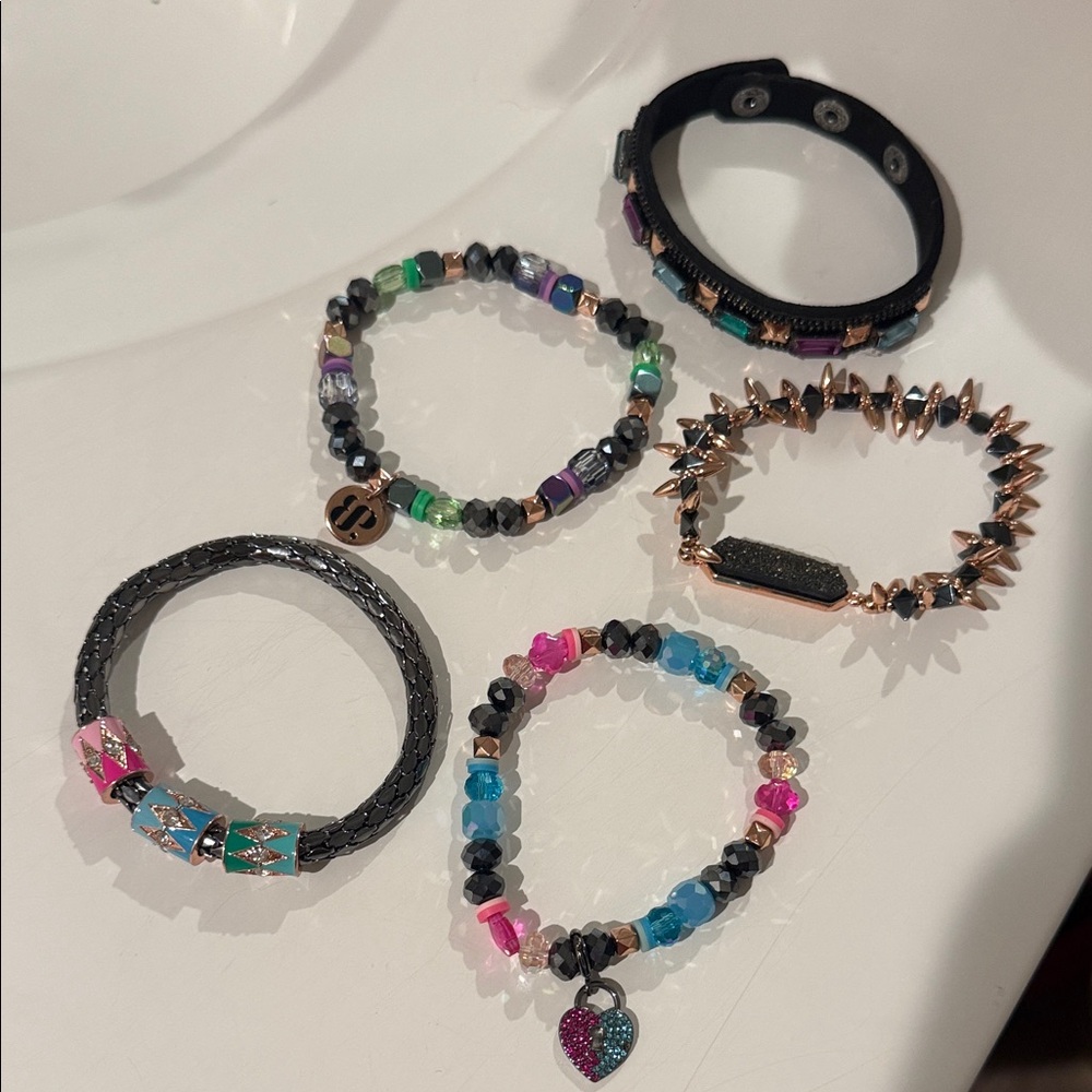 Very sought after Harley Quinn Halloween bomb party stack